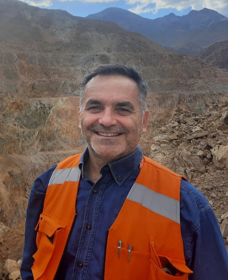 geólogo Pablo Rolando