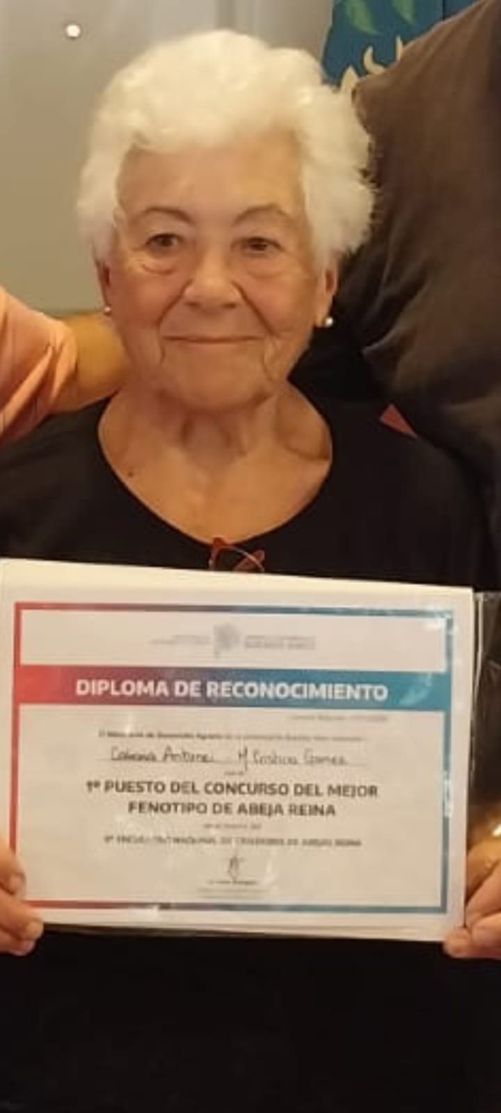 productora apícola, María Cristina Gómez