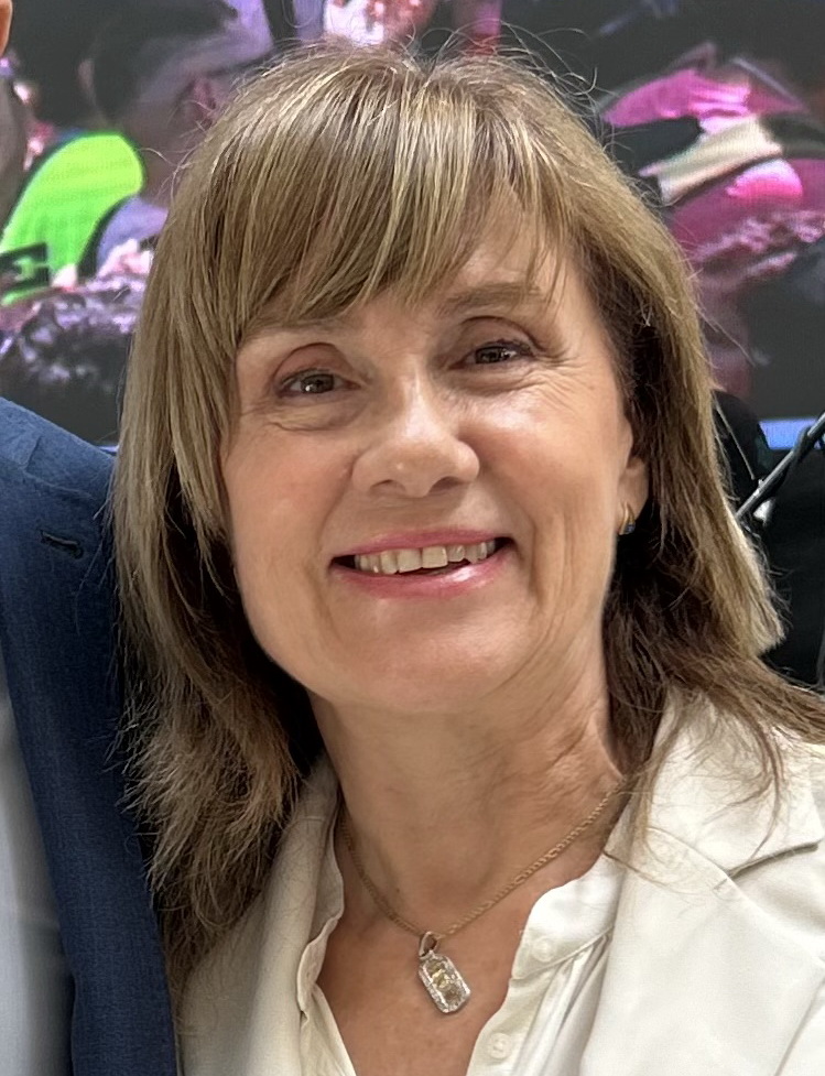 ingeniera agrónoma Graciela Colavita. Magister en Ciencias Químicas- Orientación Biotecnología , Dra. en Ciencias Agrarias y Forestales